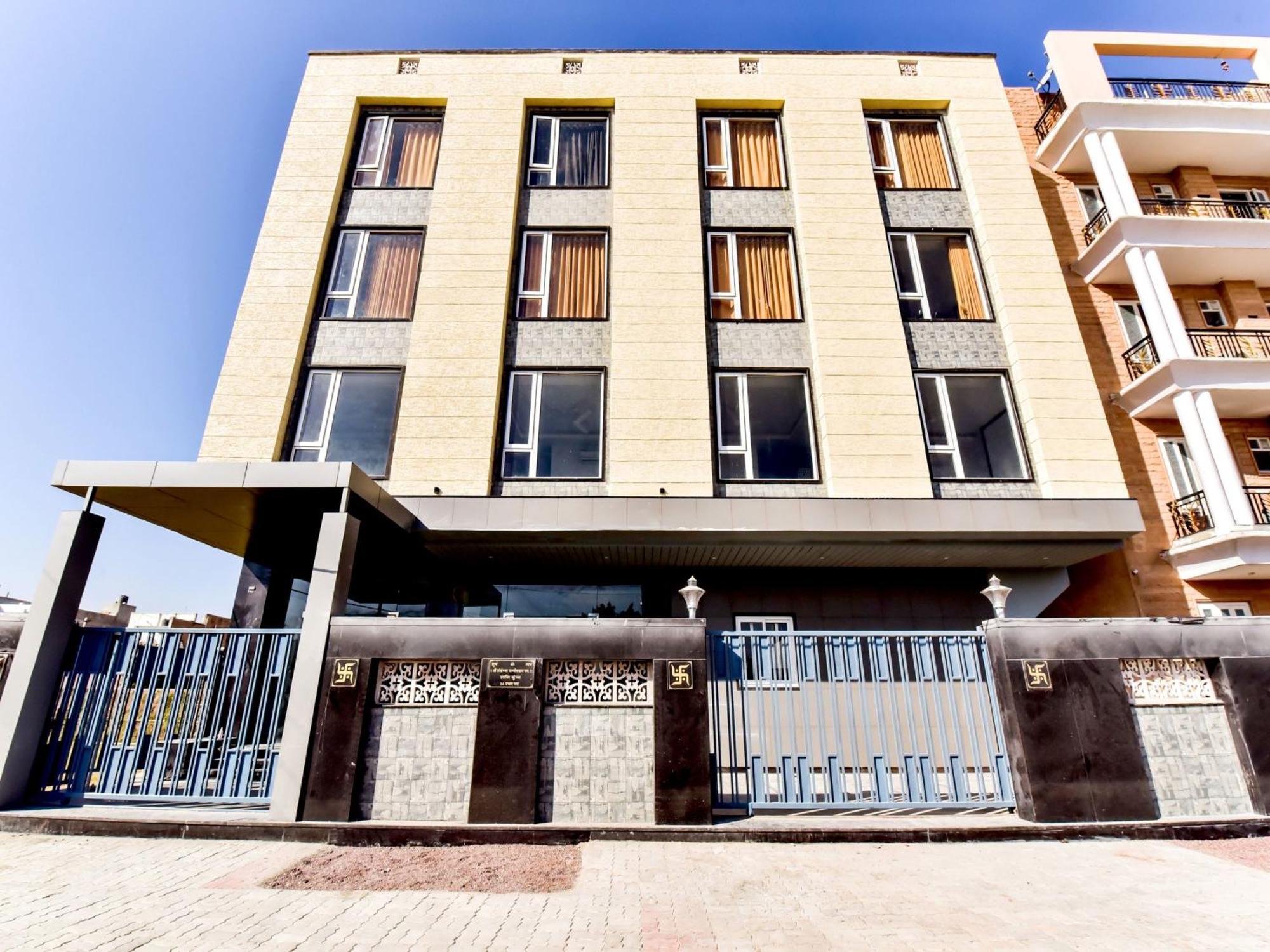 Capital O Maurya Inn Jodhpur  Exterior foto